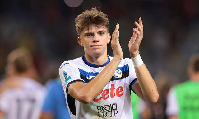 一日意甲最新动态：米兰德比悬念重重，莱奥续约引发多方关注